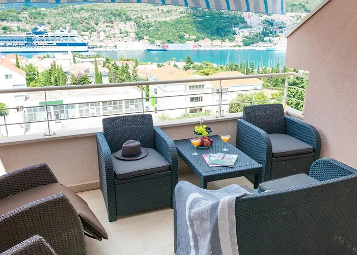 Topdeck Exclusive Apartment *